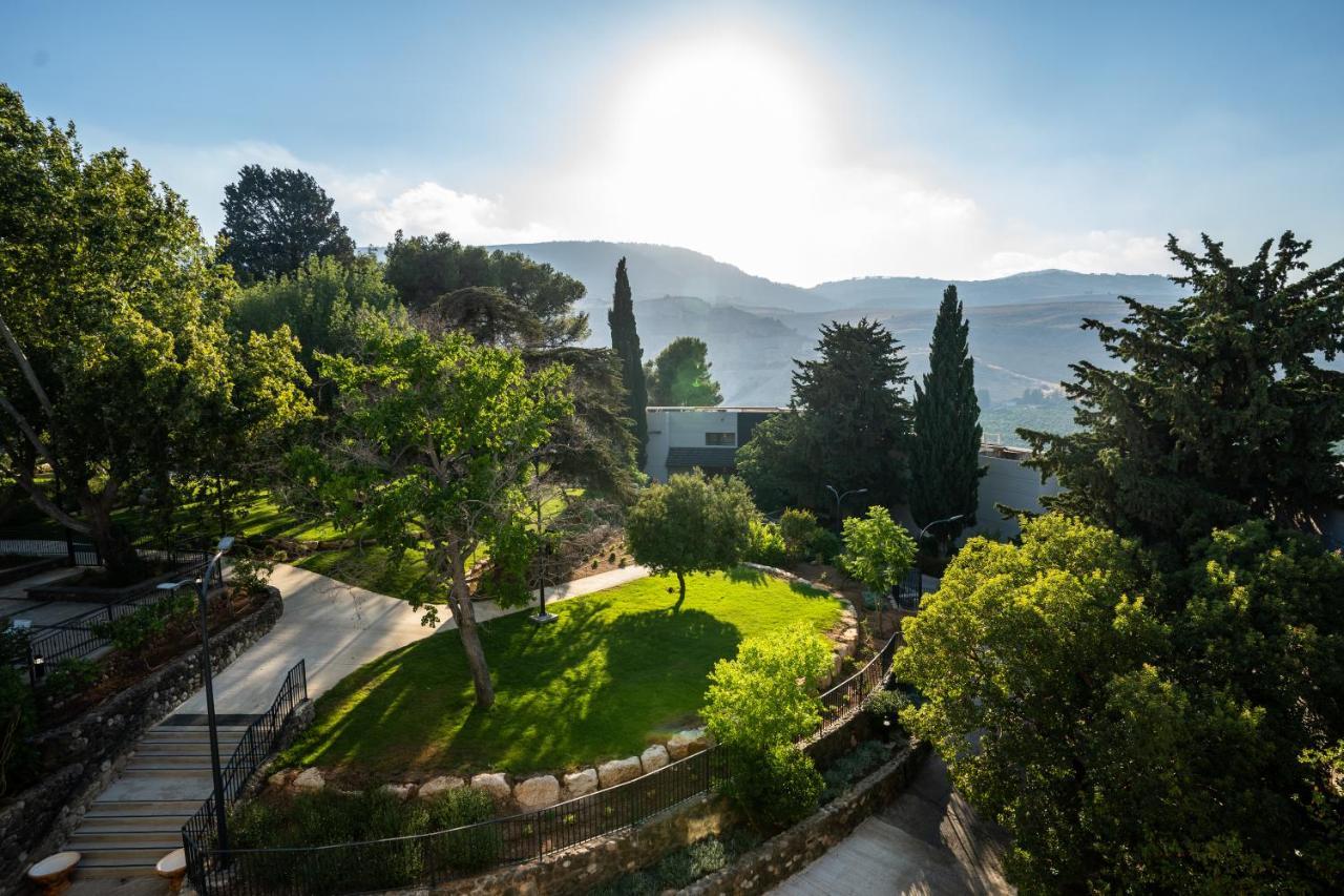 Kfar Giladi Hotel Exterior foto